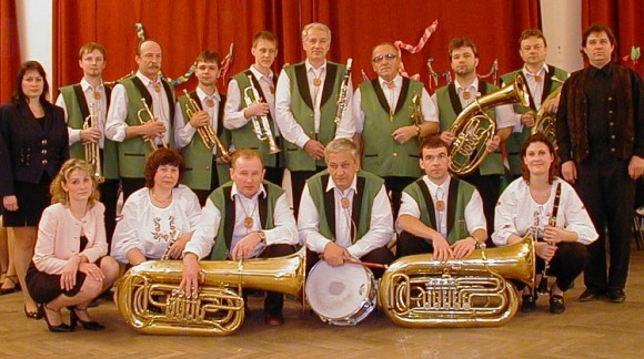 Masopustn veselice ve Velk Bystici 2002
